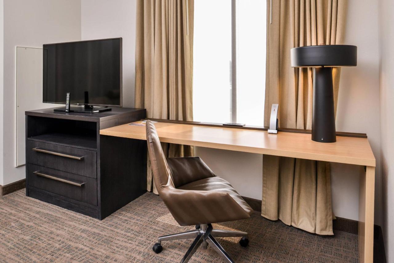 Residence Inn By Marriott Charlotte Northlake Екстериор снимка