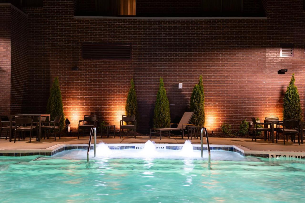 Residence Inn By Marriott Charlotte Northlake Екстериор снимка
