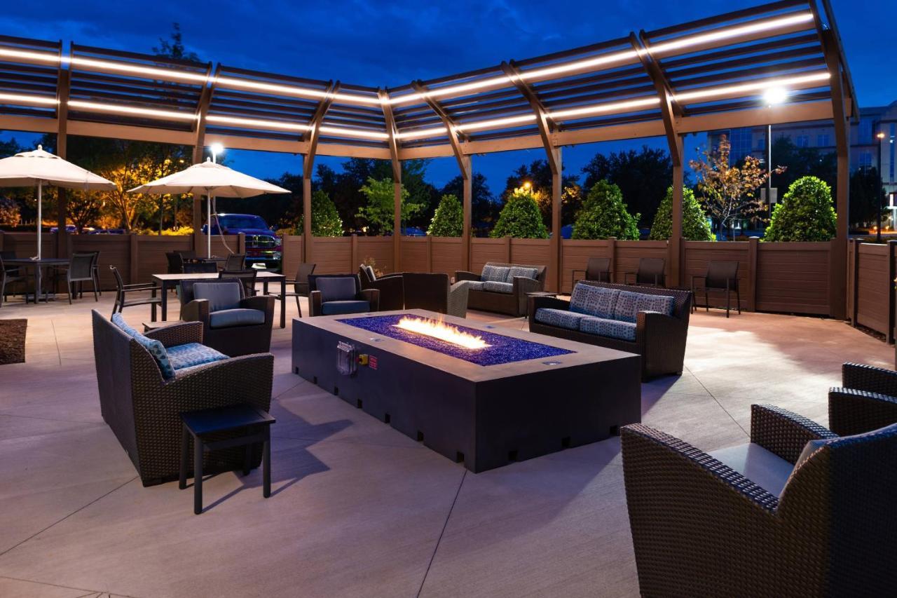 Residence Inn By Marriott Charlotte Northlake Екстериор снимка